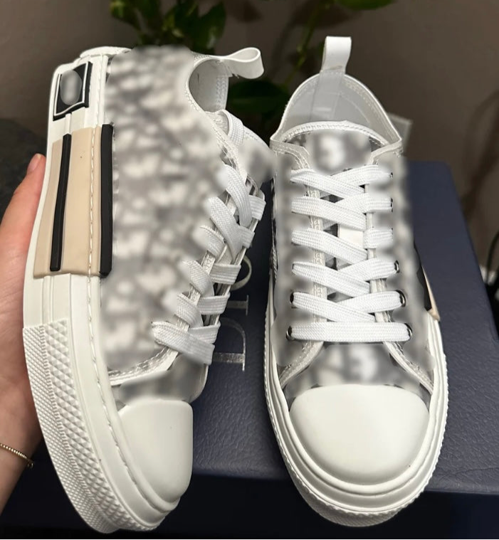 Black and White Adore Lows