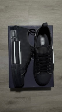 Low Adore 23
